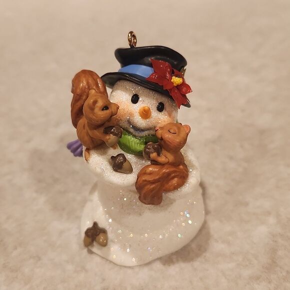 Snowman Squirrels Christmas Ornament - Picture 1 of 5